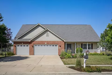 501 N Whitehead St, Tolono, IL 61880