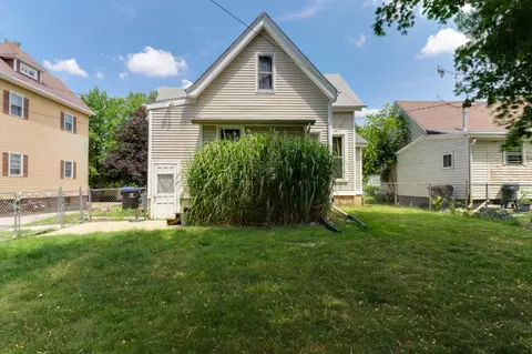 807 E Monroe St, Bloomington, IL 61701 photo 26