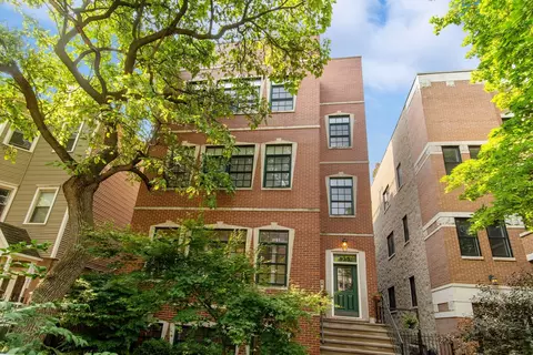 835 W Bradley Pl #1F, Chicago, IL 60613