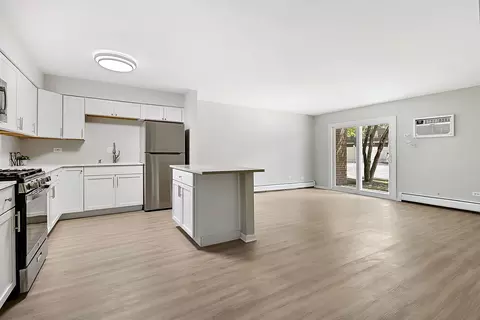 8305 Route 53 #A7, Woodridge, IL 60517