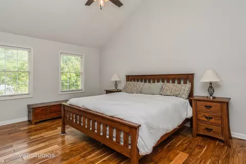 565 Boardman Cir, Bolingbrook, IL 60440 photo 11