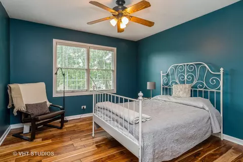 565 Boardman Cir, Bolingbrook, IL 60440 photo 16