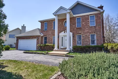 13310 S Golden Meadow Dr, Plainfield, IL 60585