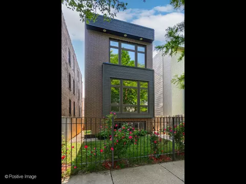 1630 N Richmond St, Chicago, IL 60647