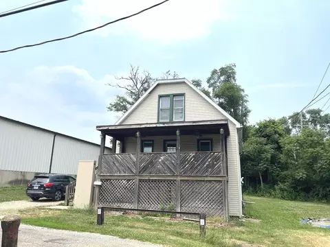 453 E Walnut St, Oglesby, IL 61348 photo 3