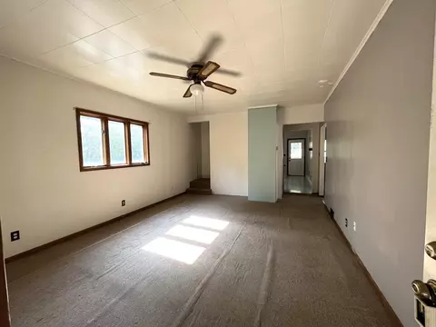 453 E Walnut St, Oglesby, IL 61348 photo 6