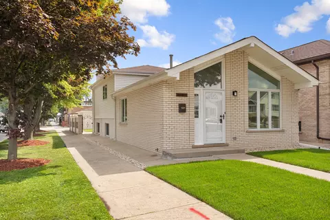 4139 N Oketo Ave, Norridge, IL 60706