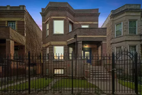216 N Lamon Ave, Chicago, IL 60644