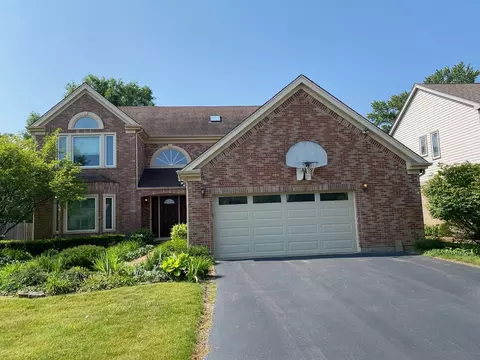 661 Kenmare Ct, Des Plaines, IL 60016