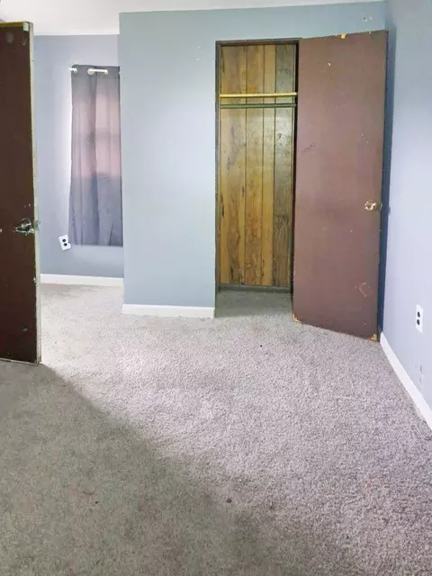 652 W Merchant St, Kankakee, IL 60901 photo 5