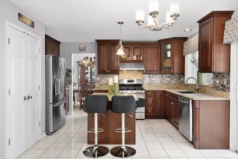 1354 Nightingale Ln, Bartlett, IL 60103 photo 10