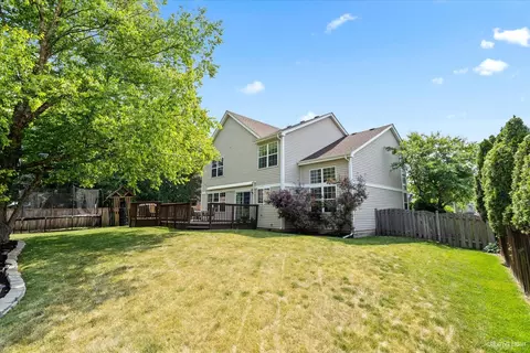 1354 Nightingale Ln, Bartlett, IL 60103 photo 27
