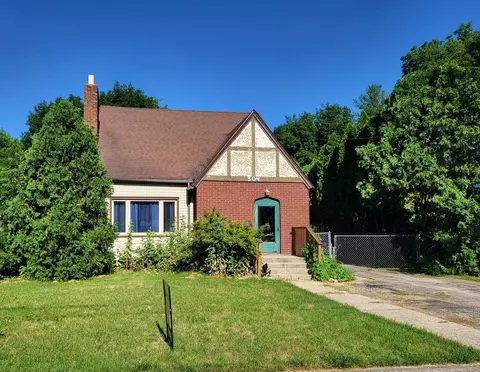 504 N 4th St, Oregon, IL 61061