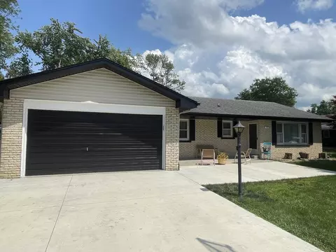 222 Willow Rd, Manteno, IL 60950