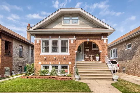 3422 Harvey Ave, Berwyn, IL 60402