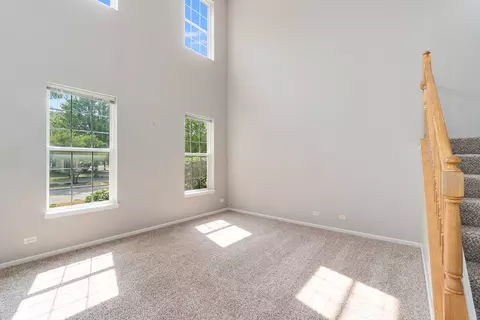 2454 Georgetown Cir, Aurora, IL 60503 photo 7