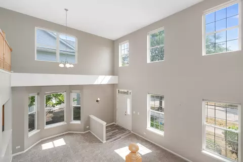 2454 Georgetown Cir, Aurora, IL 60503 photo 4