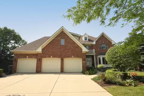 10930 Fawn Trail Dr, Orland Park, IL 60467
