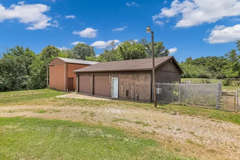 2244 Wagon Trail Rd, White Heath, IL 61884 photo 32