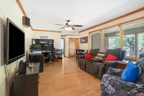 2244 Wagon Trail Rd, White Heath, IL 61884 photo 5