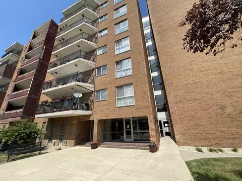 300 Park Ave #245, Calumet City, IL 60409