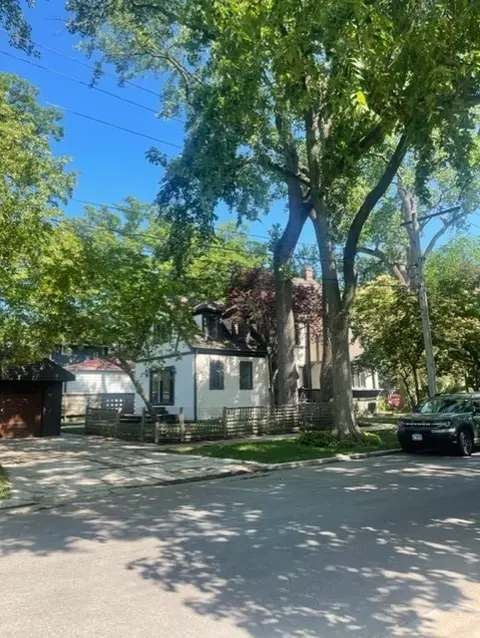 415 Birch St, Winnetka, IL 60093