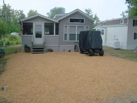 2923 Woodhaven, Sublette, IL 61367