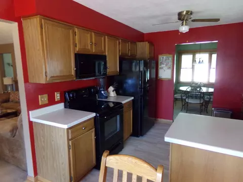 512 David Dr, Winnebago, IL 61088 photo 9