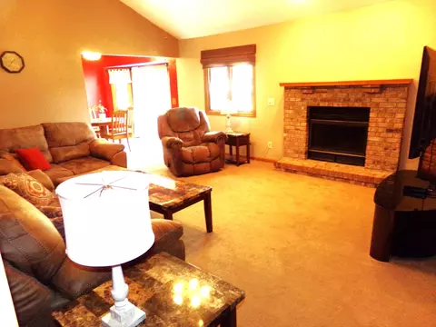 512 David Dr, Winnebago, IL 61088 photo 12