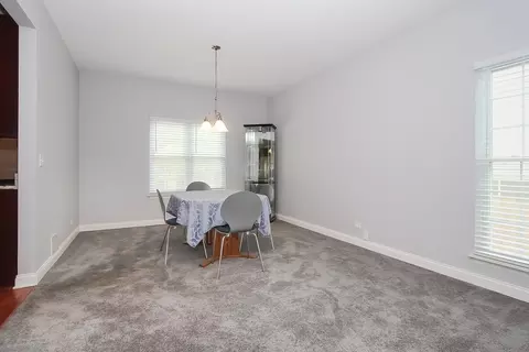 233 Moorehead Dr, Bartlett, IL 60103 photo 6