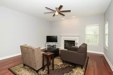 233 Moorehead Dr, Bartlett, IL 60103 photo 13