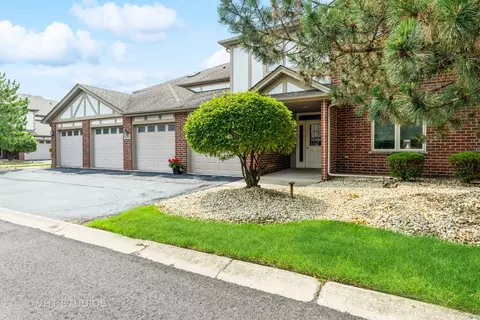 6293 Misty Pines Ct #4, Tinley Park, IL 60477