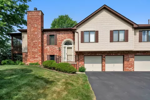 17822 Cameron Pkwy, Orland Park, IL 60467