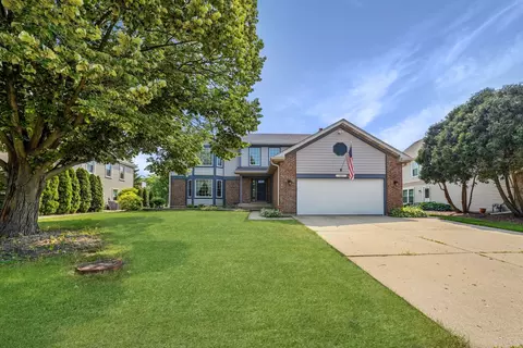 105 S Windham Ln, Bloomingdale, IL 60108