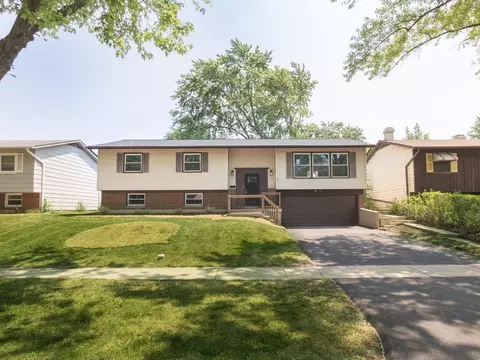 7021 Hawthorne Ln, Hanover Park, IL 60133