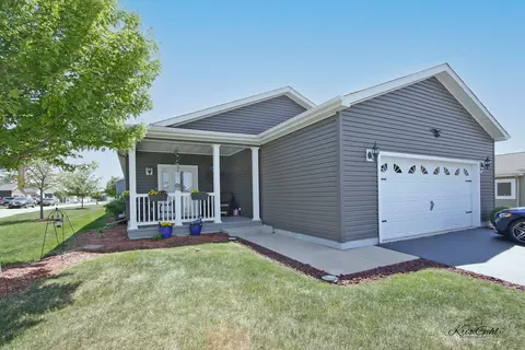 1414 Equestrian Dr, Grayslake, IL 60030