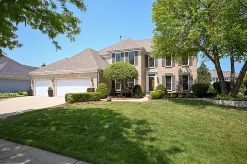 1306 Lorraine Pl, Schaumburg, IL 60173