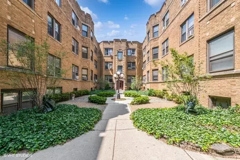 534 W Cornelia Ave #3N, Chicago, IL 60657
