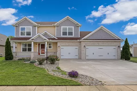 1822 S Bohn Cir, Urbana, IL 61802
