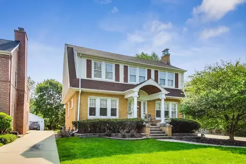 315 Elmore St, Park Ridge, IL 60068