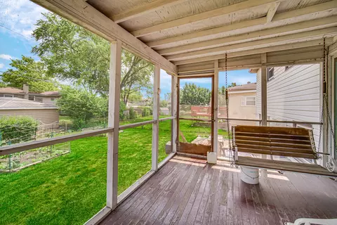 427 N 6th Ave, Des Plaines, IL 60016 photo 19