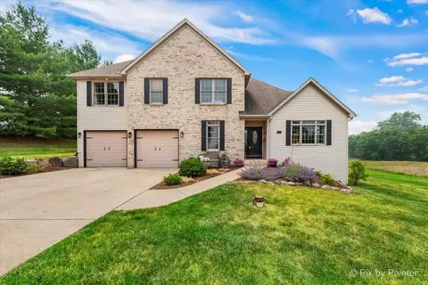 1 Cardinal Ln, Yorkville, IL 60560