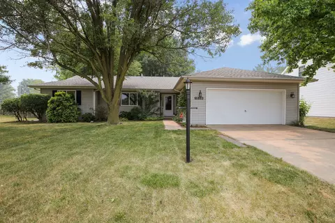 1509 Manchester Dr, Champaign, IL 61822