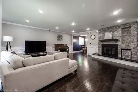 2523 Allison Ct, Glenview, IL 60025 photo 6
