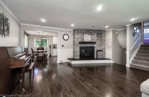 2523 Allison Ct, Glenview, IL 60025 photo 7