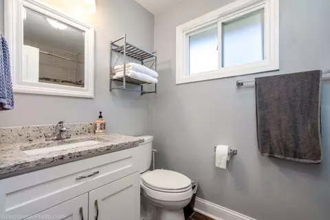 2523 Allison Ct, Glenview, IL 60025 photo 9