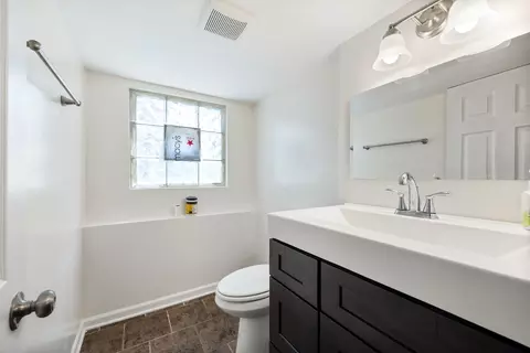 1322 E 71st Pl, Chicago, IL 60619 photo 14