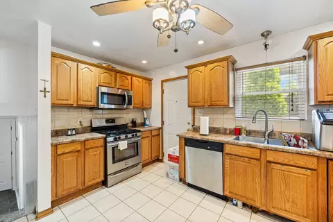 1322 E 71st Pl, Chicago, IL 60619 photo 7