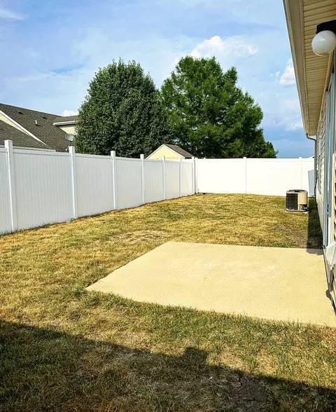 618 Corey Ln, Champaign, IL 61822 photo 21
