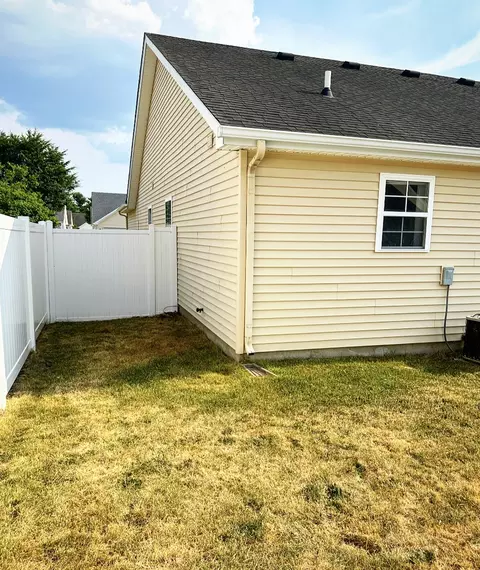 618 Corey Ln, Champaign, IL 61822 photo 22
